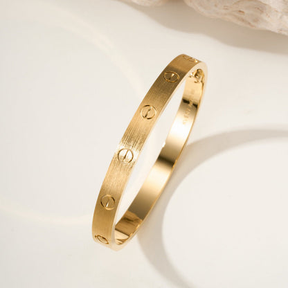 [LoveLucky] CLASH & Clover Laser 5-Motif & LOVE Brushed Bracelet Stack Set