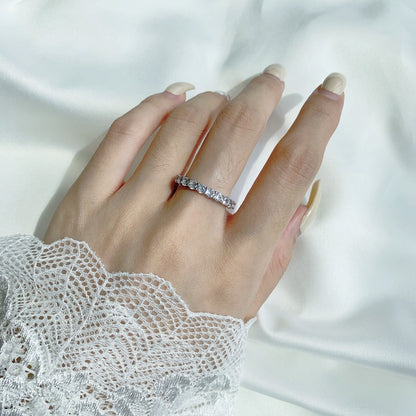 [LUCKY LOVE]Sparkling Round Cut Tennis Ring