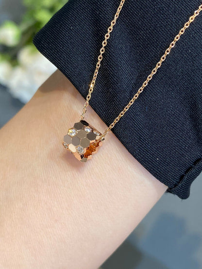[LUCKY LOVE]BEE LOVE DIAMOND NECKLACE