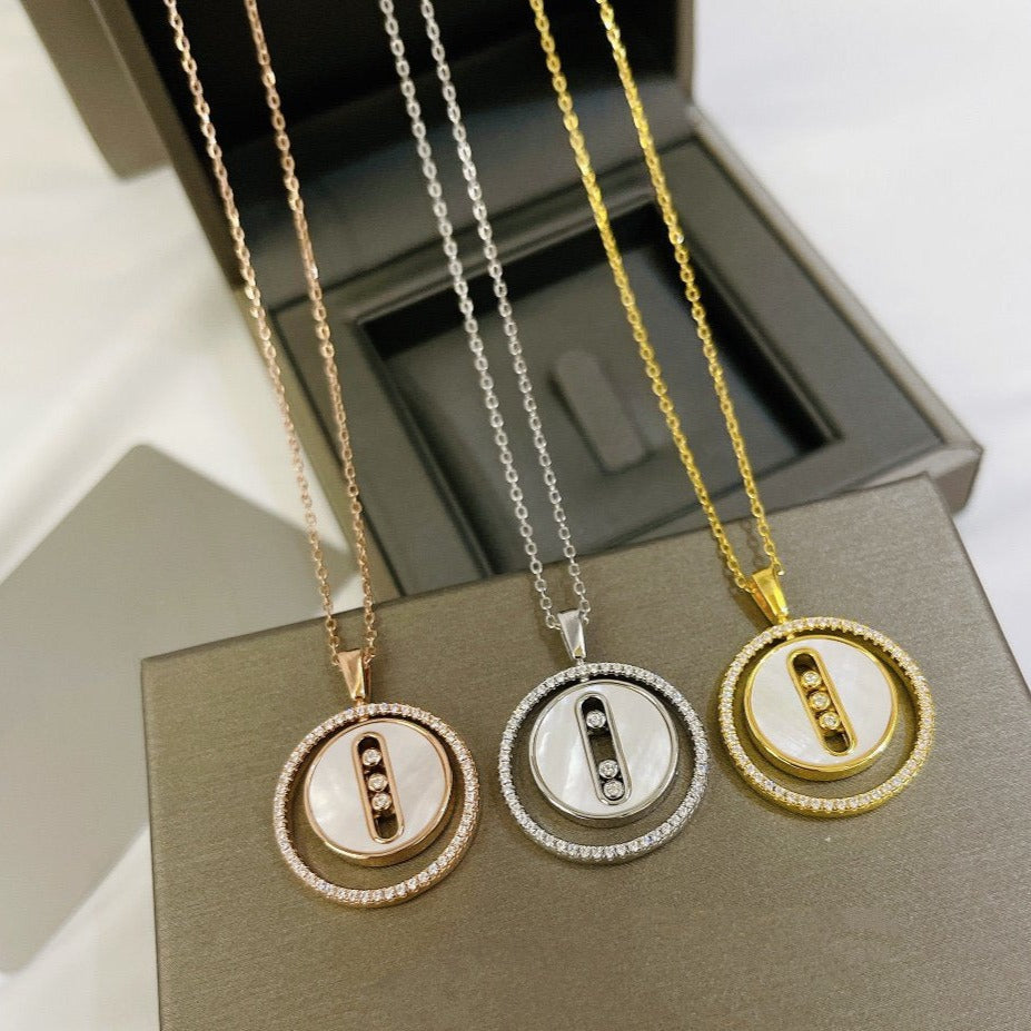 [LUCKY LOVE]LUCKY MOVE MM NACRE BLANCHE DIAMOND NECKLACE