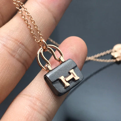 [LUCKY LOVE]WOMEN'S HM AMULETTES CONSTANCE PENDANT NECKLACE