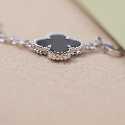 [LUCKY LOVE] CLOVER 5 MOTIF ONYXS BRACELET COLLECTION