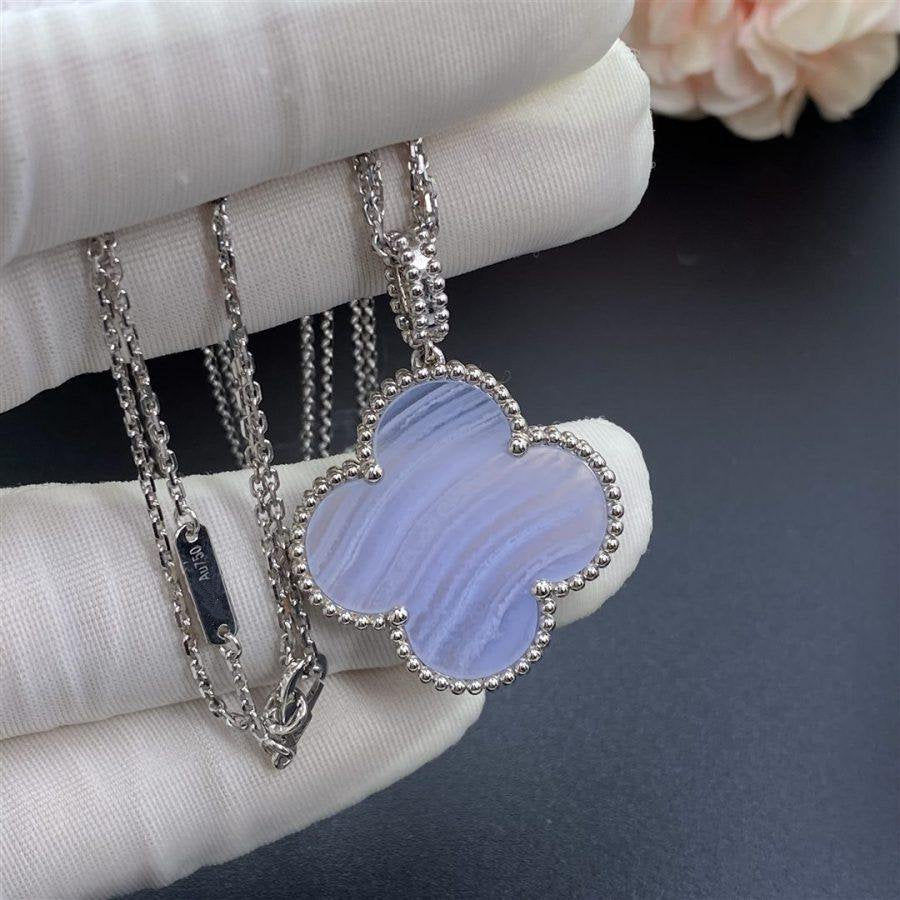 [LUCKY LOVE]CLOVER SILVER CHALCEDONY BIG CLOVER NECKLACE