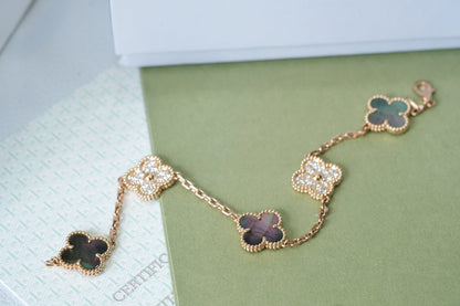[LUCKY LOVE]CLOVER 5 MOTIFS DARK MOP AND DIAMONDS ROSE GOLD BRACELET