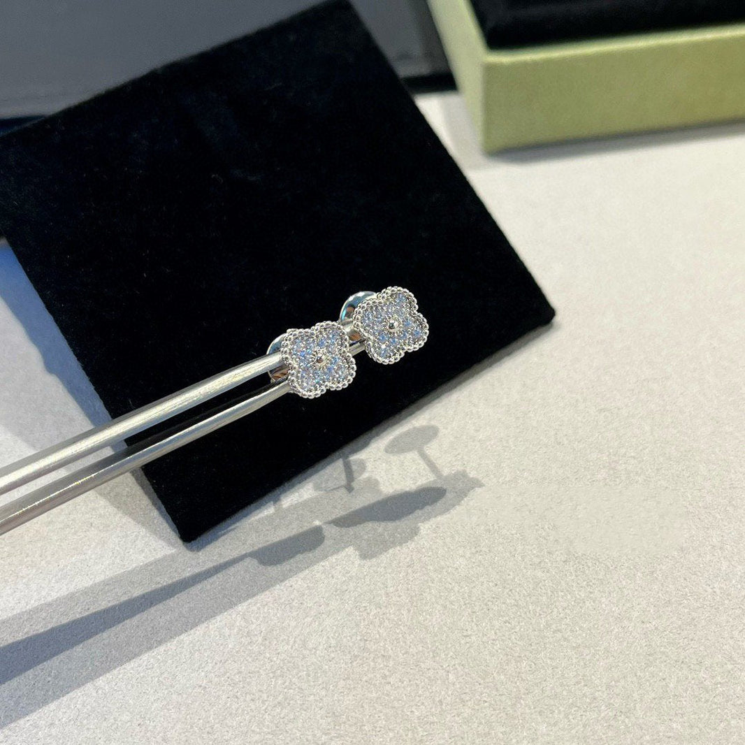 [LUCKY LOVE]CLOVER MINI DIAMOND STUD EARRINGS